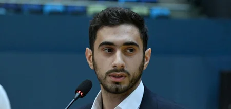 Nazir beynəlxalq yarışlarda uğur qazanan idmançılarla görüşüb