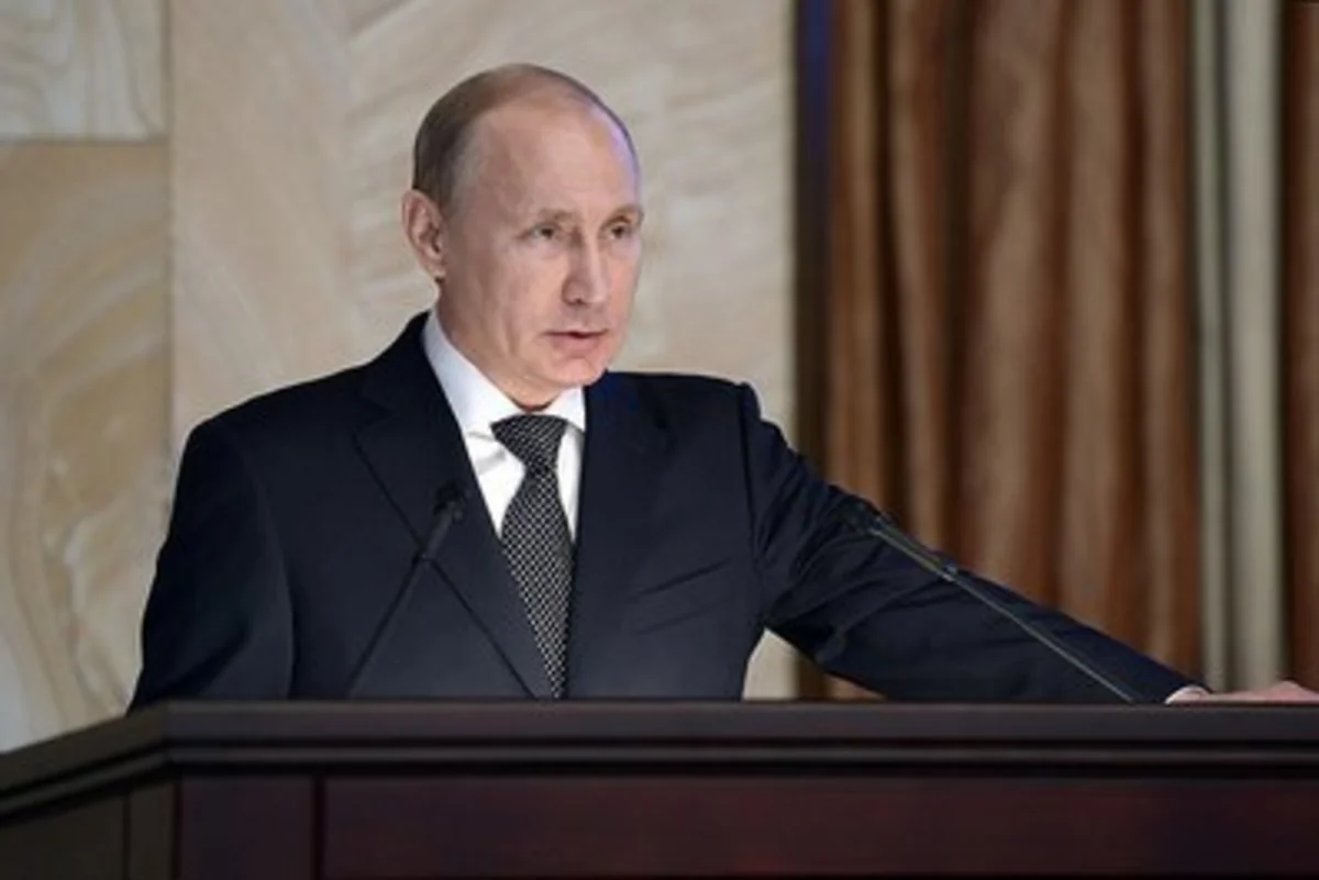 Putin Qərbi seçkiləri pozmağa cəhdə günahlandırır
