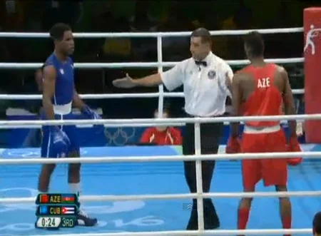 Boksçu Lorenso Sotomayor Olimpiadanın bürünc medalını təmin edib