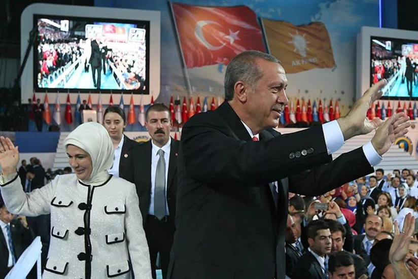 Спустя 979 дней Реджеп Тайип Эрдоган вернулся в ряды AKP