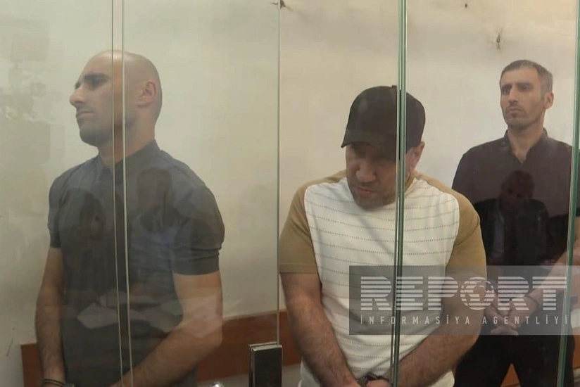 Bakıda 2 nəfərin qətlində təqsirləndirilən şəxslərin məhkəməsində dava düşüb, proses yarımçıq qalıb