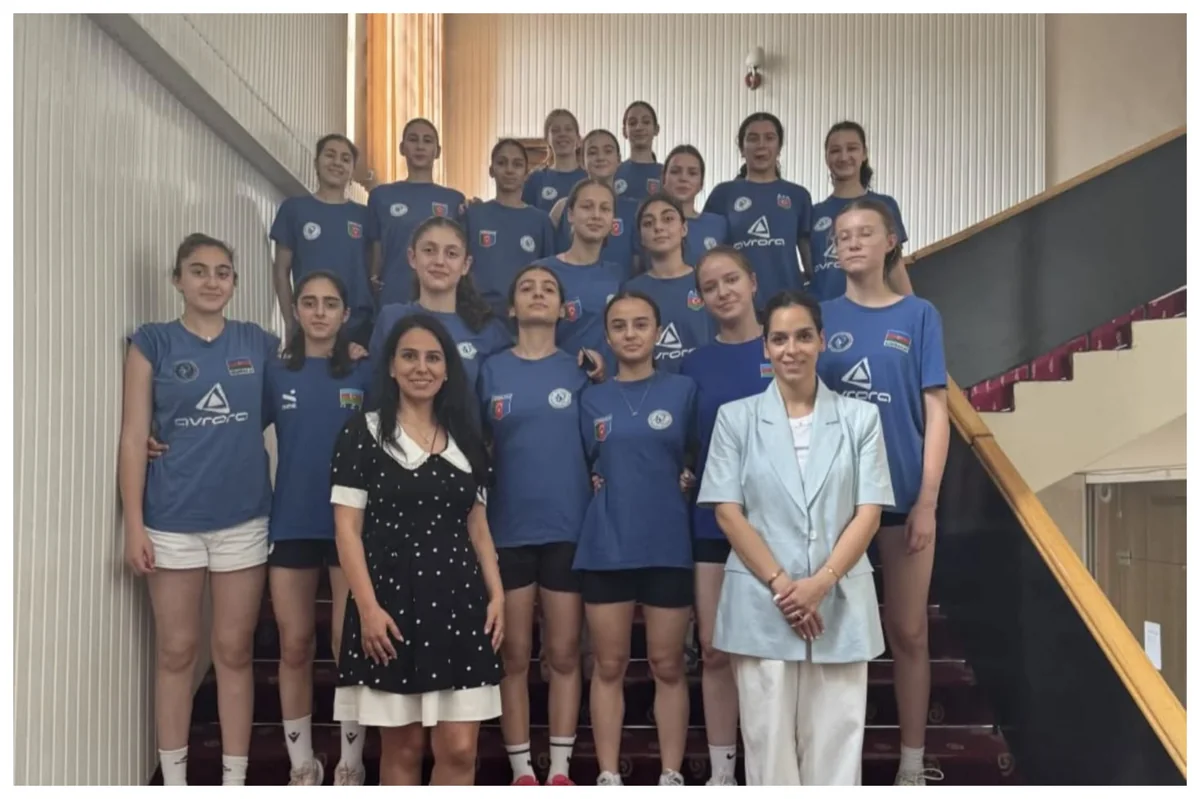 AMADA gənc voleybolçulardan ibarət millinin üzvləri üçün seminar keçirib