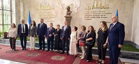 Vəkillər Kollegiyasının rəhbərliyi Özbəkistanda Beynəlxalq Hüquq Forumunda iştirak edib