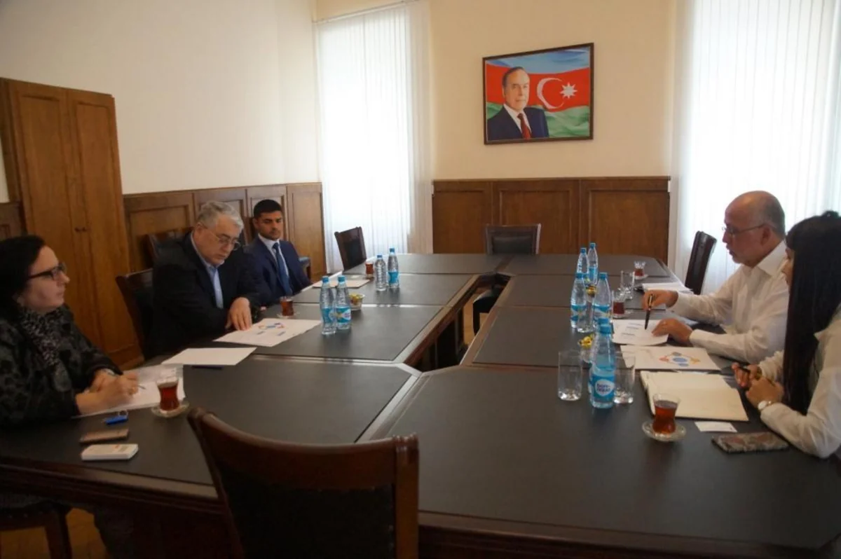 Meksika səfiri Azərbaycan Ticarət və Sənaye Palatasının sədri ilə görüşüb