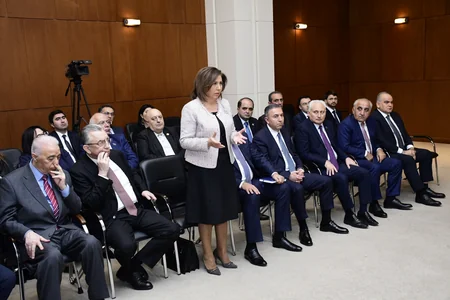 YAP Mərkəzi Aparatının və yerli təşkilatlarının 2024-cü il üçün gəlir-xərc smetaları təsdiqlənib