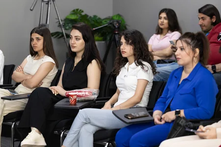 Milli Mətbuatın 150 illik yubileyi münasibətilə media nümayəndələri üçün “Sosial Jurnalistika” təlimi keçirilib