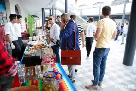 CinemaPlus Amburan Mallda Kilimancara filminin premyera öncəsi nümayişi keçirilib - FOTO - VİDEO