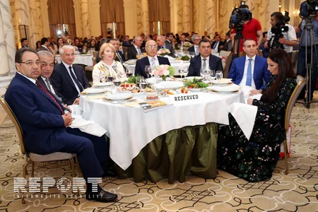 Bakıda “The Business Year” jurnalının xüsusi buraxılışının təqdimat mərasimi keçirilib - FOTO