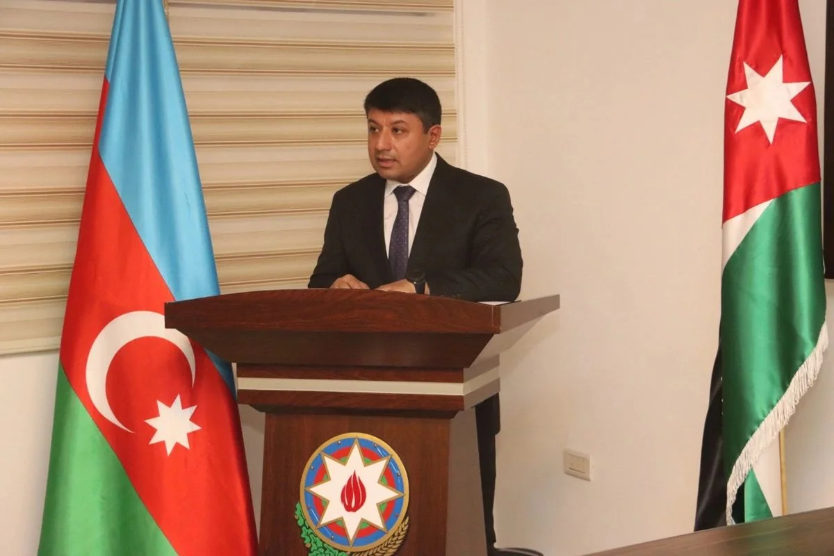 Azerbaijani Chargé d'Affaires, UAE Ambassador discuss recent events in Syria
