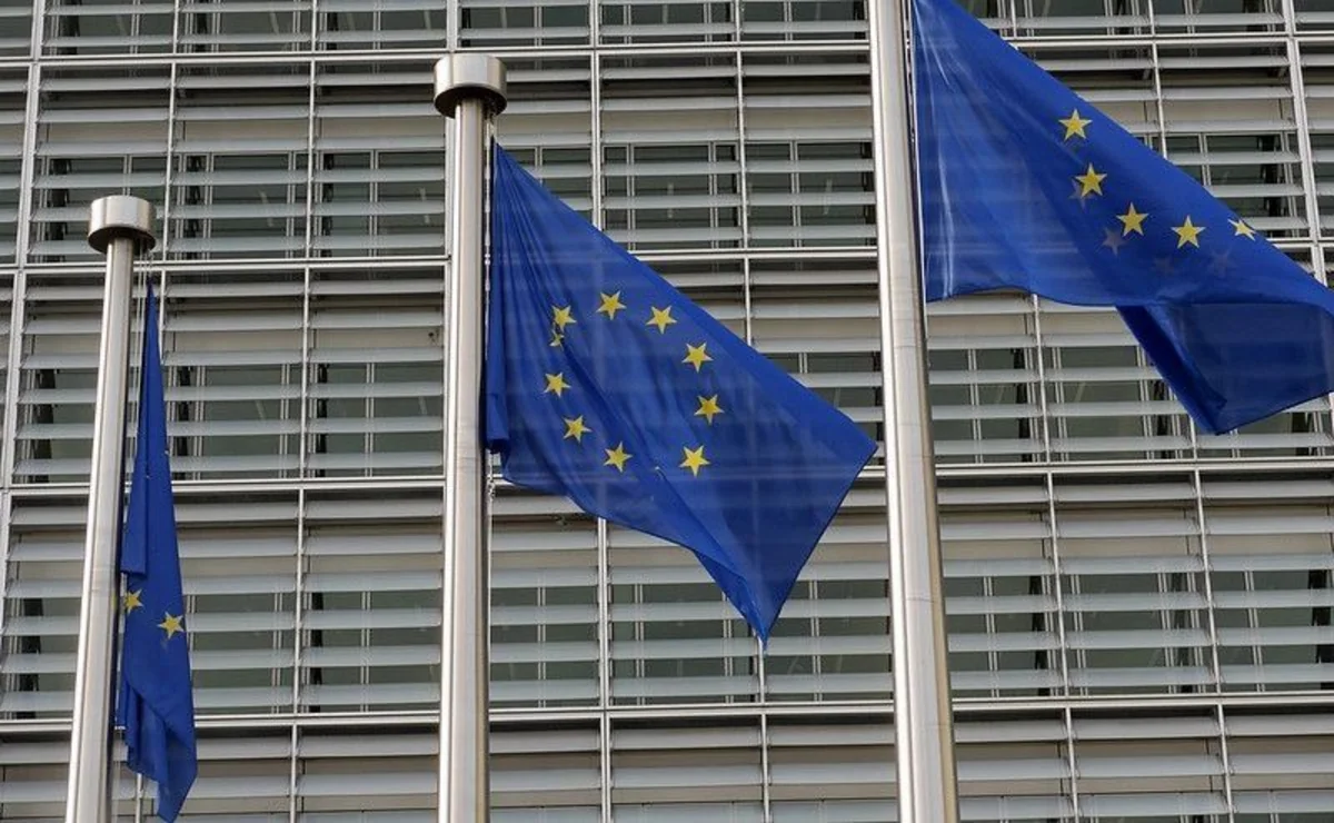 СМИ: ЕС обсудит 22 апреля санкции против Ирана за поставки ракет России