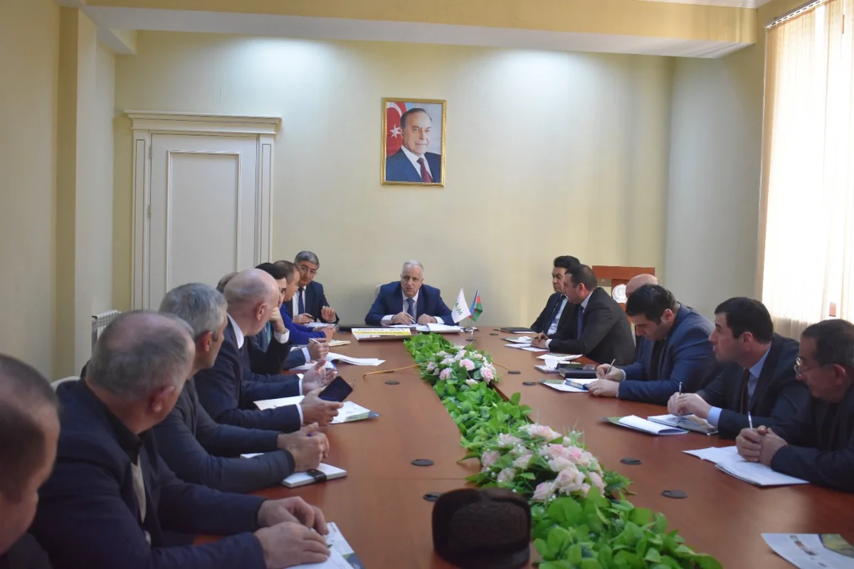 AQTA qəhvəyi mərmər bağacığının yayılması ilə bağlı iclas keçirib