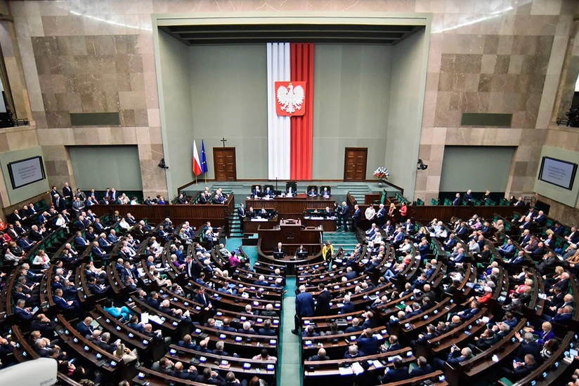 Donald Tusk survives confidence vote to remain Polish PM