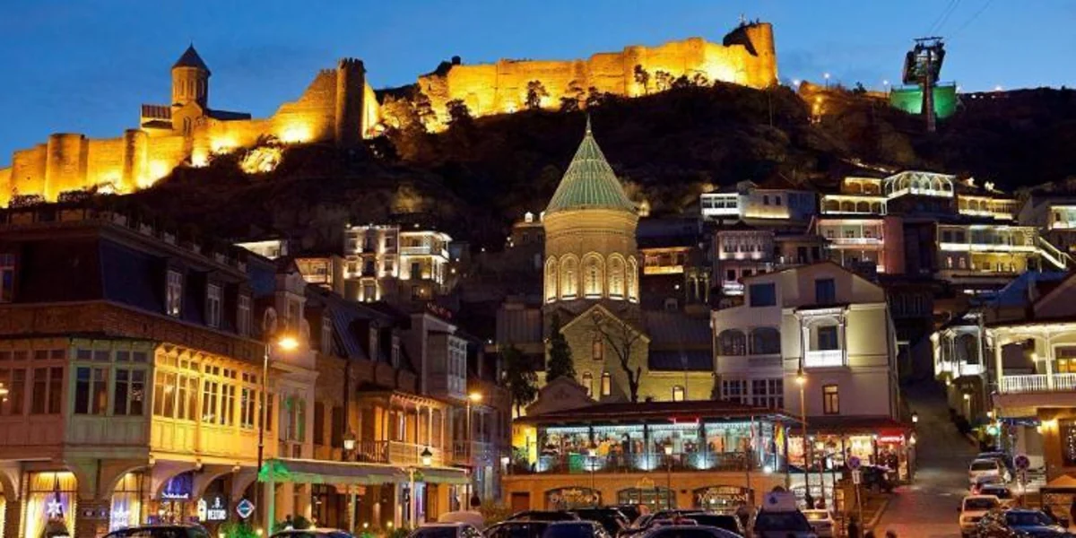 Gürcüstan bu ilin əvvəlindən turizmdən 2 mlrd. dollara yaxın gəlir əldə edib