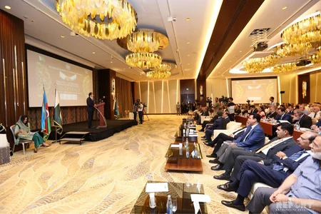 Azerbaijan-Pakistan business forum is held in Baku