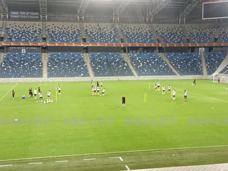 Neftçi Sammi Ofer stadionunda məşqə çıxıb
