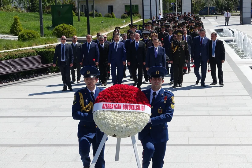 ​Türkiyədə Heydər Əliyevin anadan olmasının 92-ci ildönümü münasibətilə silsilə tədbirlər keçirilib