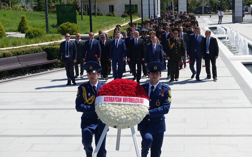 ​Türkiyədə Heydər Əliyevin anadan olmasının 92-ci ildönümü münasibətilə silsilə tədbirlər keçirilib