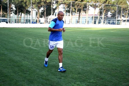 Qarabağ cənubi afrikalı hücumçu transfer edib - YENİLƏNİB - FOTO
