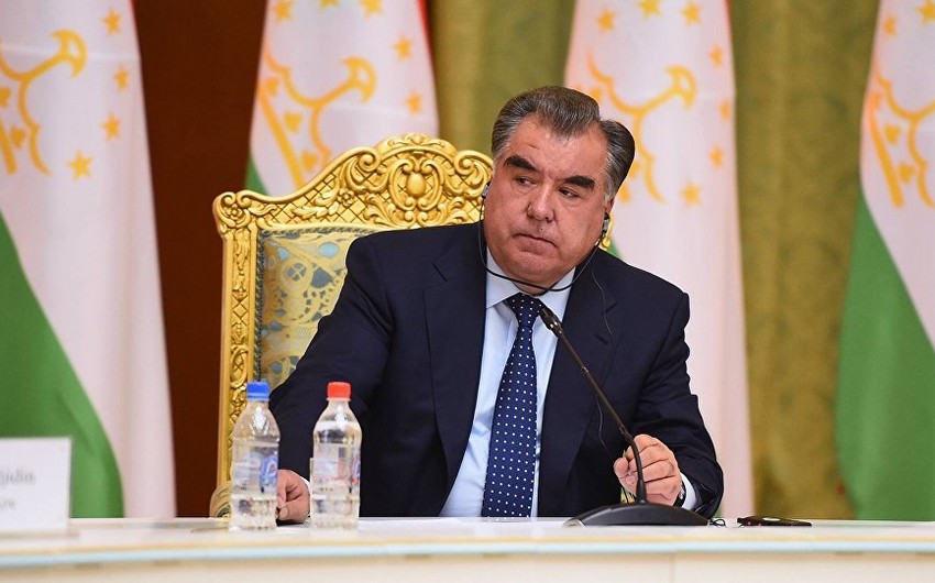 Президент Таджикистана произвел кадровые изменения в МВД