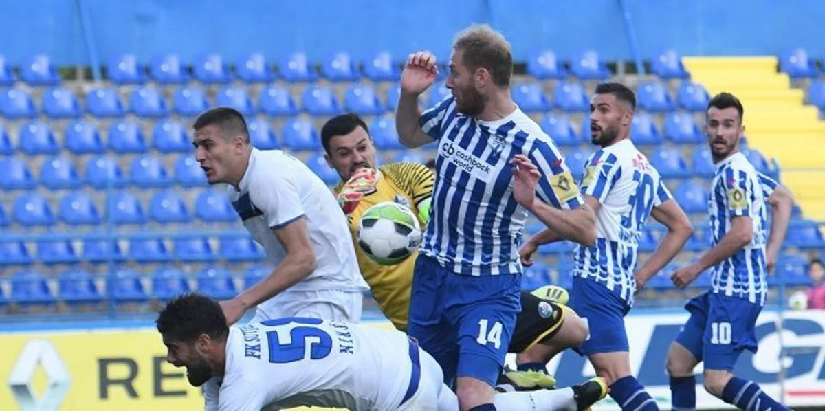 Линфилд обыграл Сутьеску в матче третьего квалификационного раунда Лиги Европы