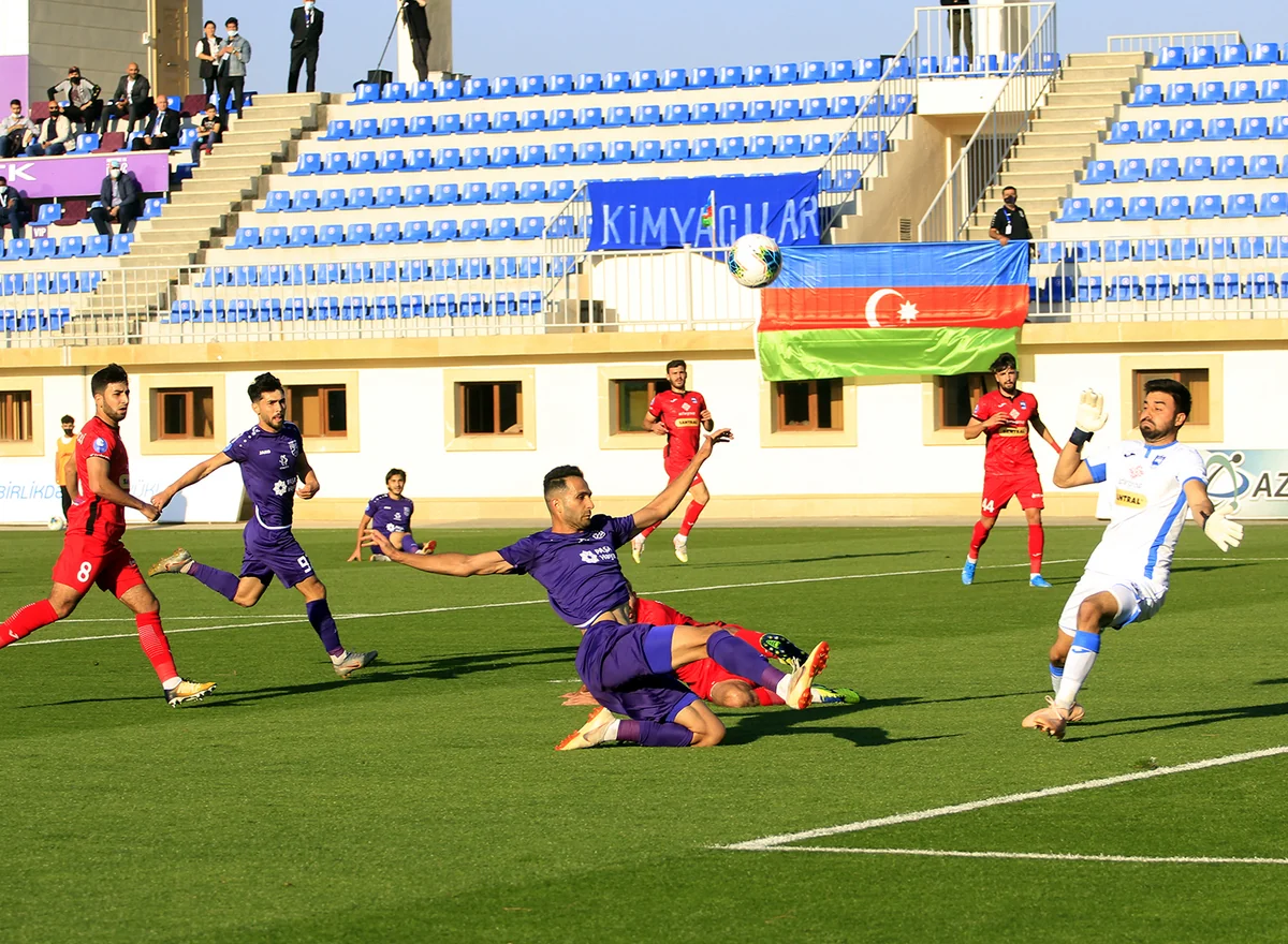 Sumqayıt Zirəni məğlub edərək, liderliyə yüksəldi