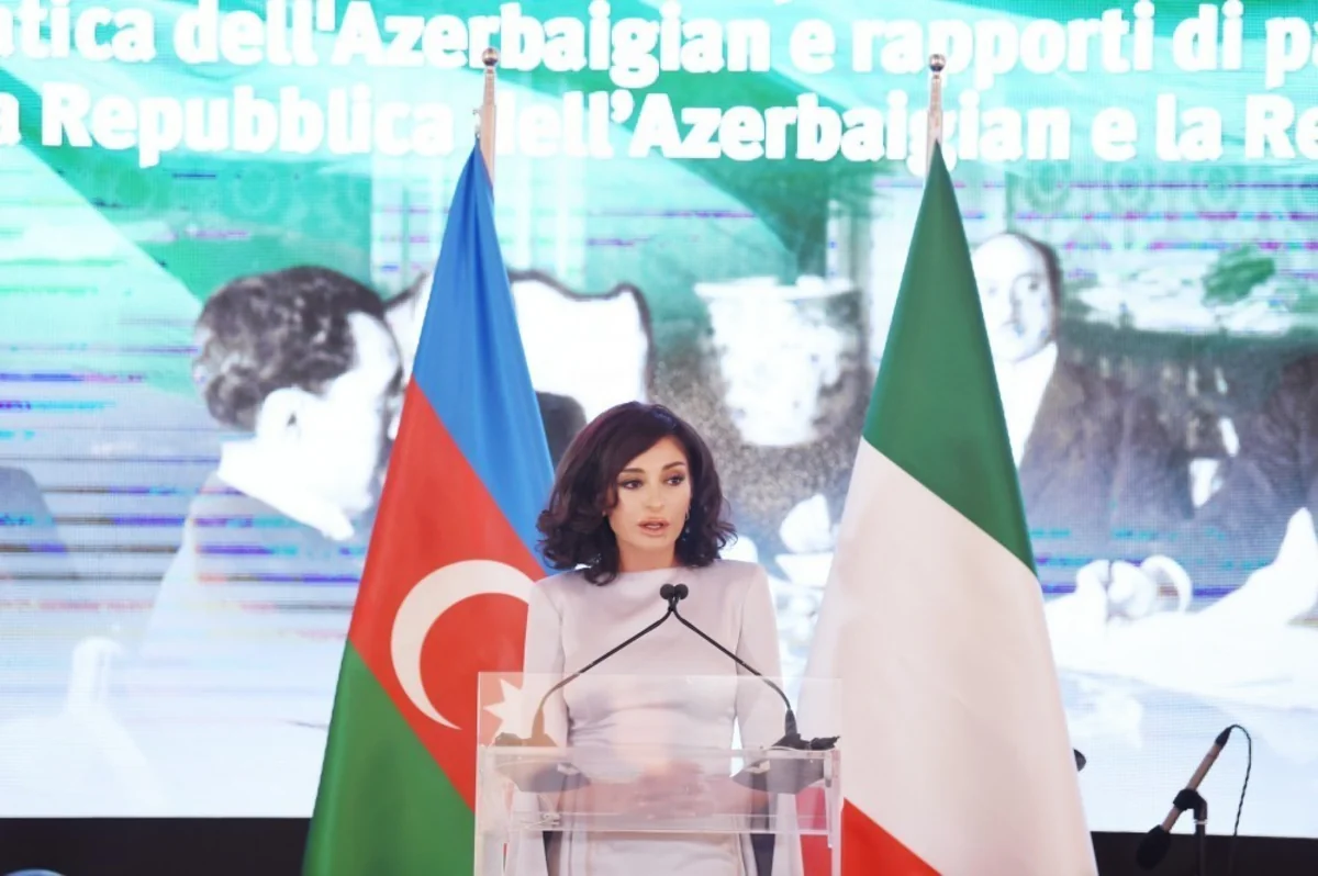 Romada Azərbaycan Xalq Cümhuriyyətinin 100 illik yubileyi münasibətilə rəsmi ziyafət verilib