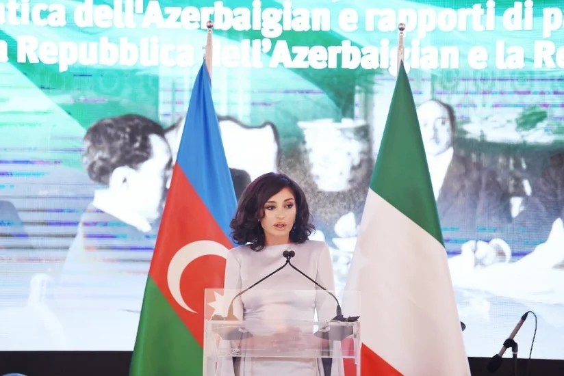 Romada Azərbaycan Xalq Cümhuriyyətinin 100 illik yubileyi münasibətilə rəsmi ziyafət verilib