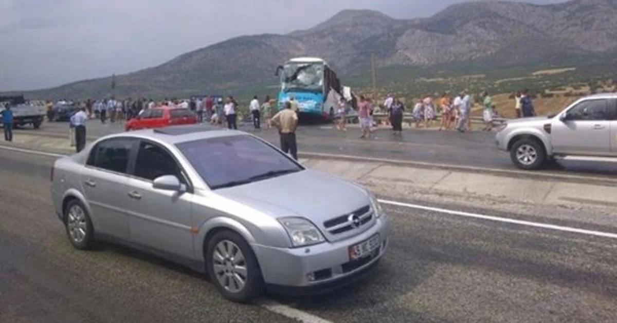 Türkiyədə turistləri daşıyan avtobus aşıb: 4 ölü, 38 yaralı - YENİLƏNİB 1