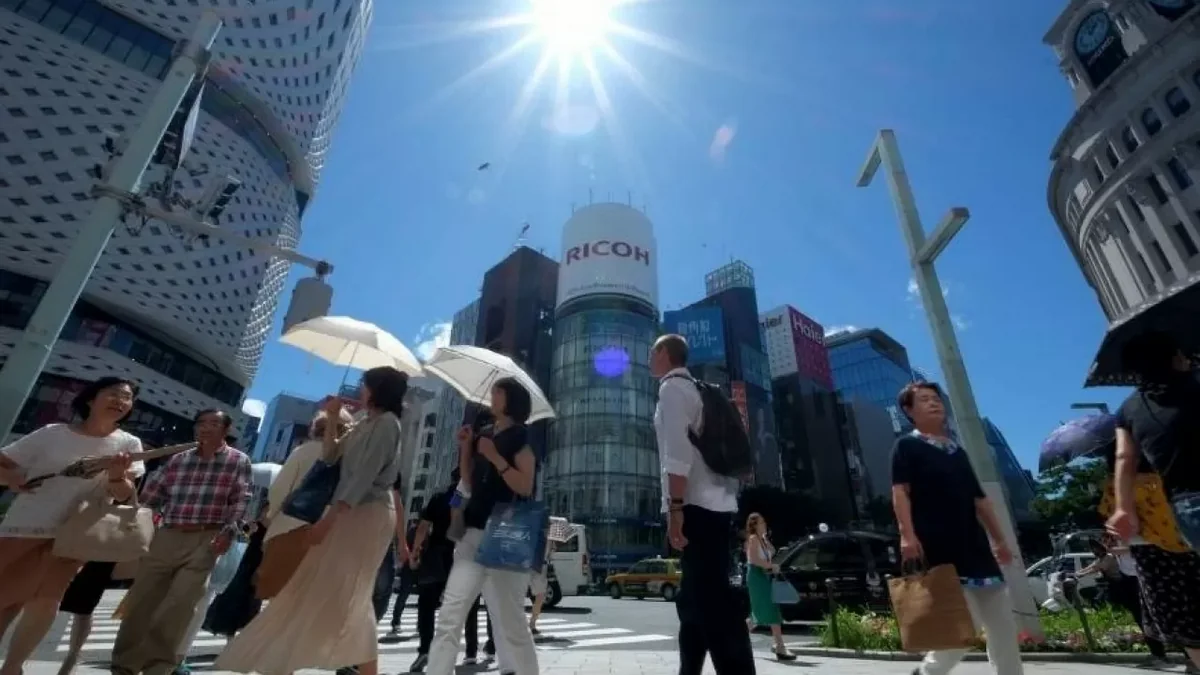 Yaponiyada günvurmadan 18 nəfər ölüb