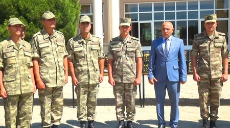 Naxçıvanın ictimaiyyət nümayəndələri hərbi hissələrdə olublar