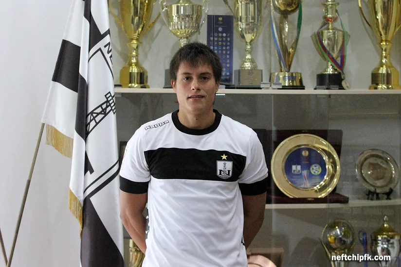 Paraqvaylı futbolçu: Neftçi”nin köklü və ad-sanlı klub olması məni ruhlandırdı - VİDEO
