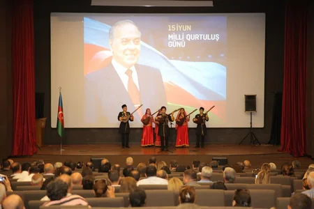 Xəzər rayonunda Milli Qurtuluş Günü münasibəti ilə tədbir keçirilib