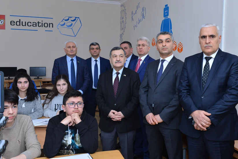 Beynəlxalq olimpiadalara hazırlıq mərkəzinə mediatur olub