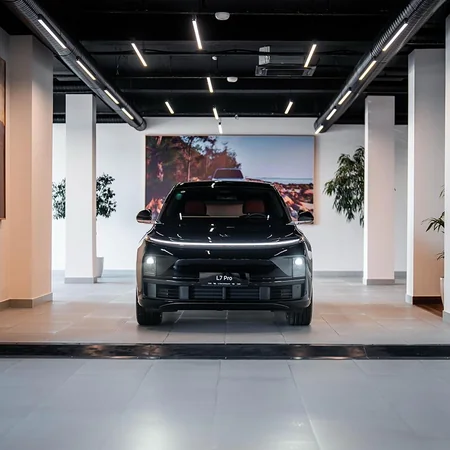 Li Auto Satış Mərkəzi artıq fəaliyyətə başladı!