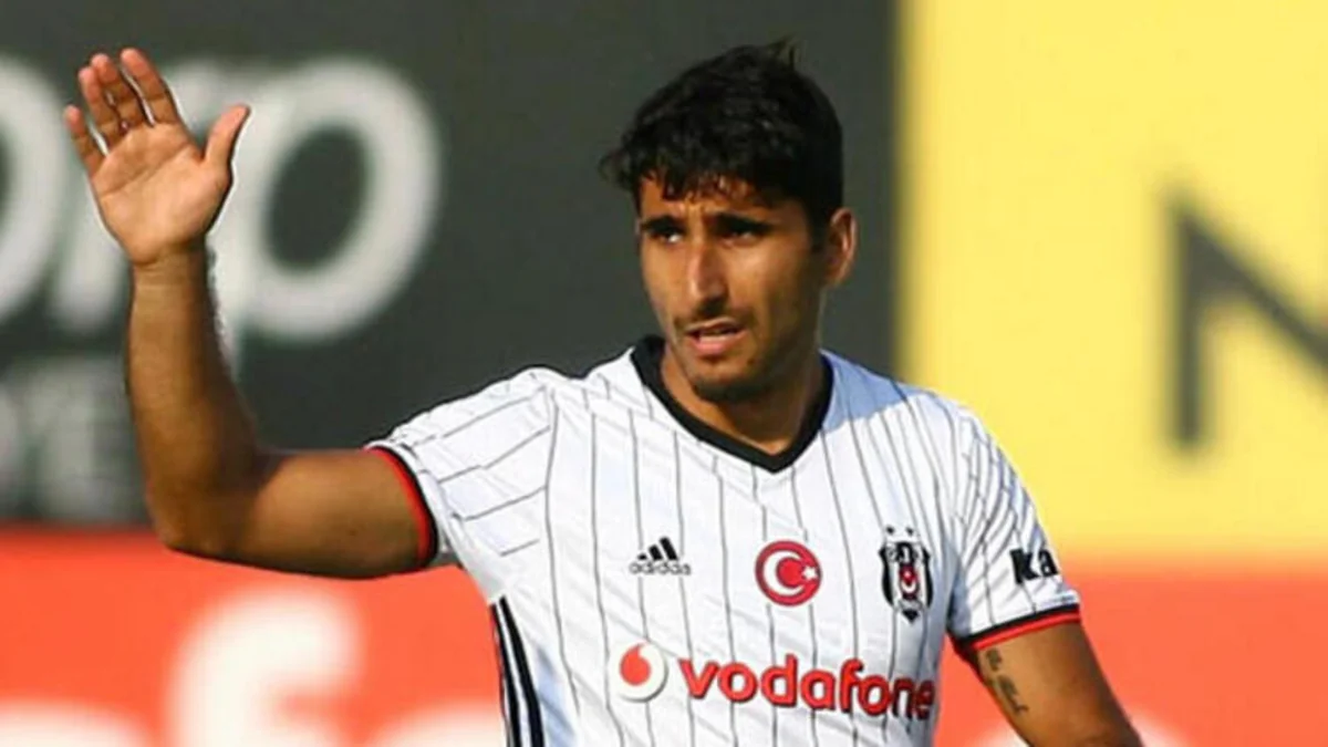 Beşiktaş Ermənistan millisinin futbolçusu ilə müqaviləni ləğv edib
