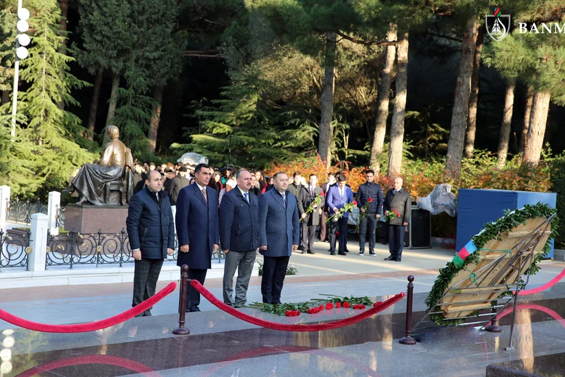 Baku Higher Oil School honors memory of national leader Heydar Aliyev
