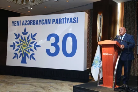YAP-ın təsis edilməsinin 30 illiyi münasibətilə Xətai rayonunda konfrans keçirilib