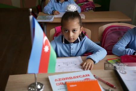 Школьник из Агалы:  Занятия проходят с использованием современных технологий