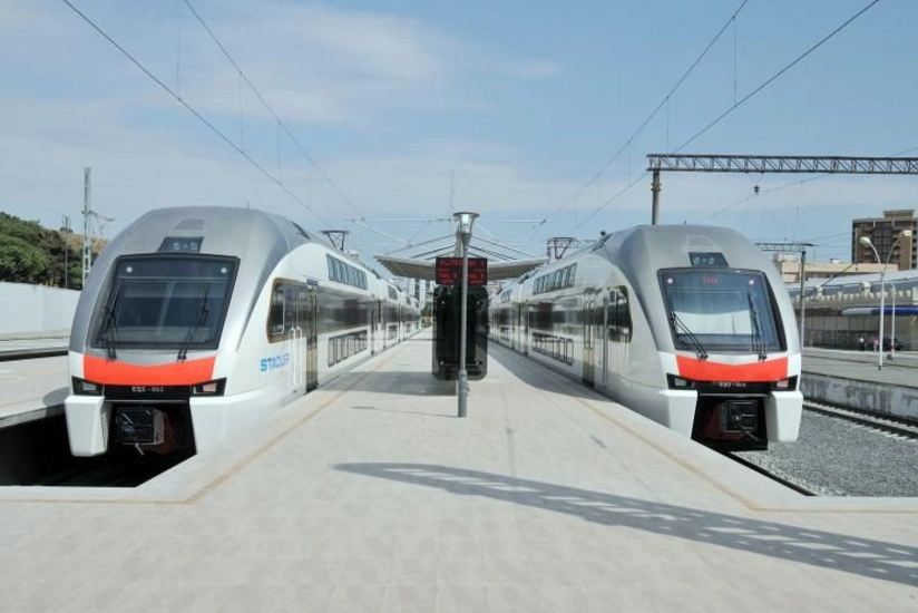 Железнодорожные пассажироперевозки в Азербайджане увеличились вдвое