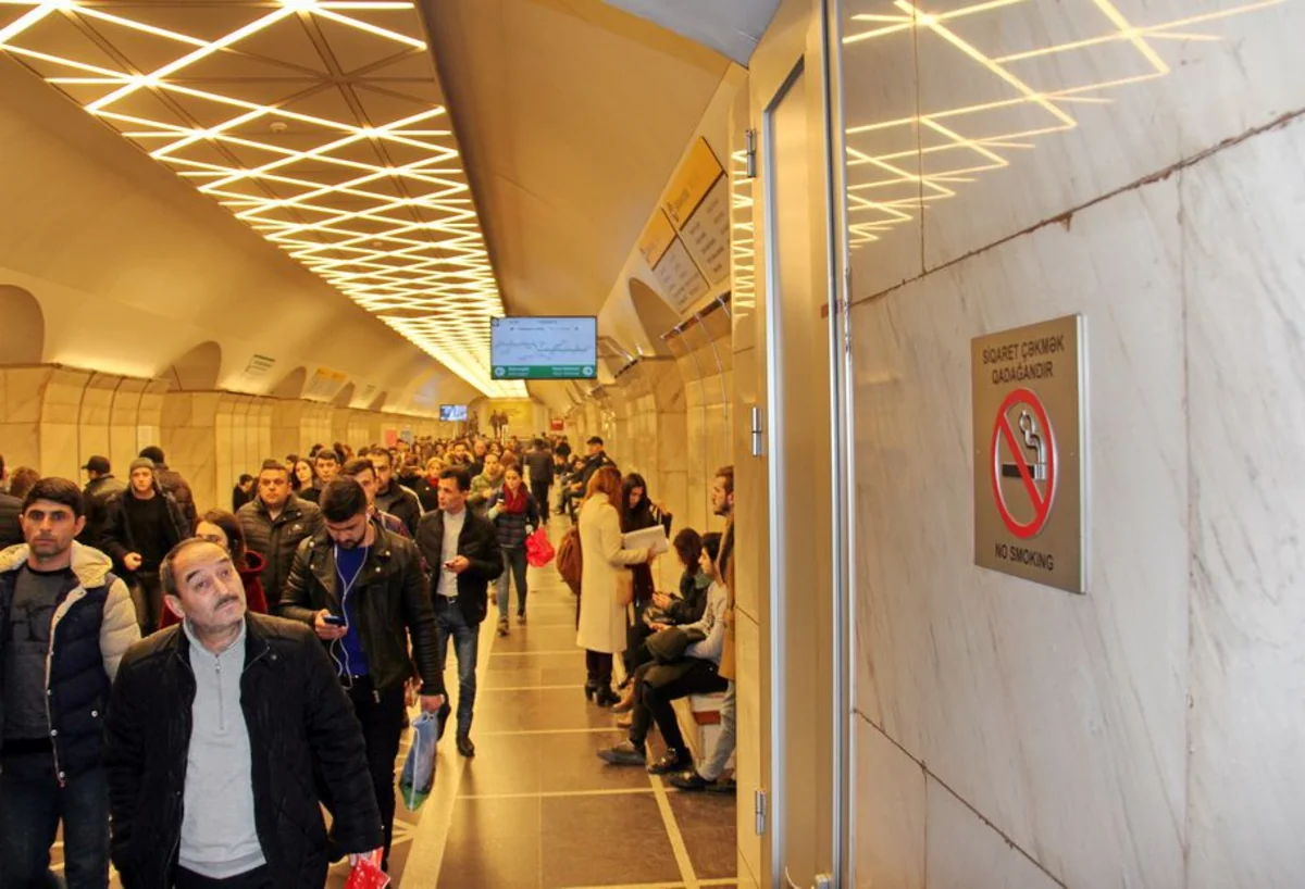 Bakı Metropoliteni maşinistlərə kabinədə siqaret çəkməyi qadağan edib
