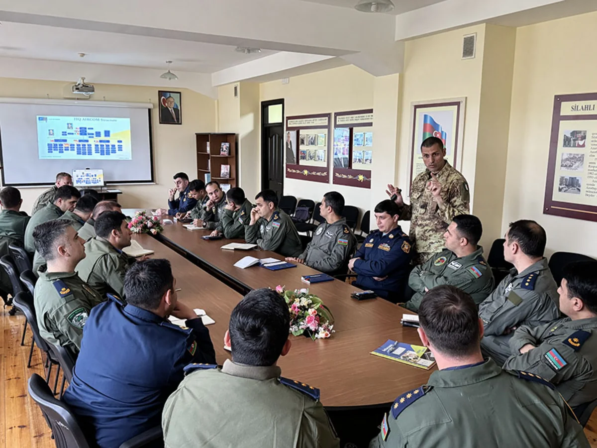 NATO Mobile Training Team conducts course in Baku