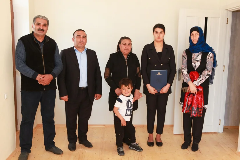 Bir qrup şəhid ailəsi və Qarabağ müharibəsi əlilinə mənzillər təqdim olunub