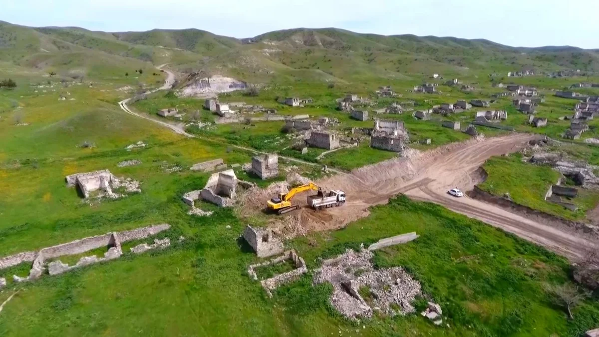 Xudafərin-Qubadlı-Laçın avtomobil yolunun tikintisinə başlanılıb
