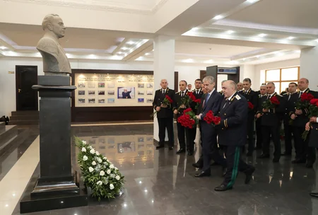 Heydər Əliyevin anadan olmasının 95 illik yubileyi ilə əlaqədar Baş Prokurorluqda konfrans keçirilib