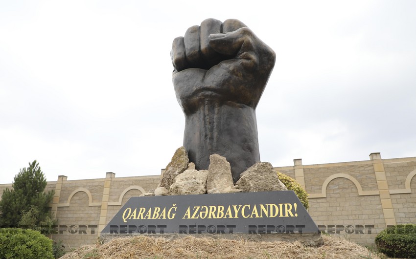 Dəmir yumruq abidəsinin müəllifi: Təsirlənməmək qeyri-mümkün idi