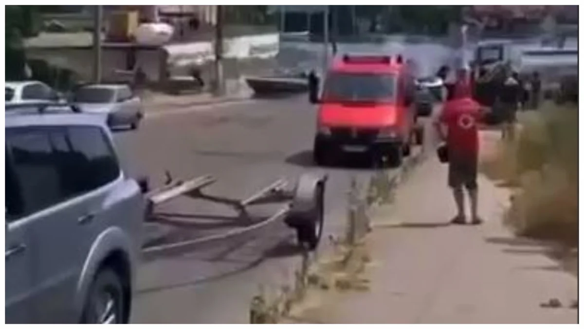 Russian forces shell Kherson amid evacuation efforts