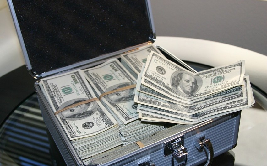 Beş milyon dollar dələduzluqda ittiham olunan şəxslərin məhkəməsi başalyır