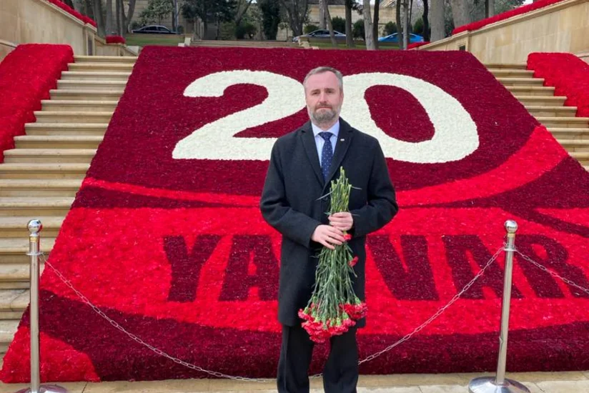 Polşa səfiri 20 Yanvar qurbanlarının xatirəsini yad edib