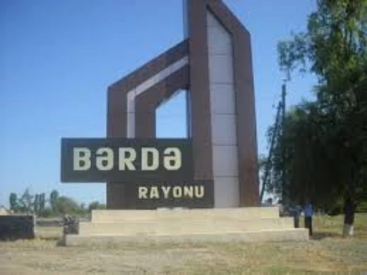 Bərdədə qonşusu ilə mübahisə edən kişi ölüb