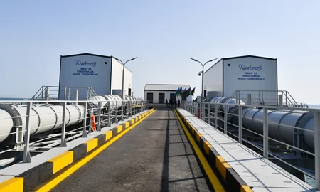 İlham Əliyev “Şimal” Elektrik Stansiyasının yeni estakadasının və su nasos stansiyalarının açılışında iştirak edib
